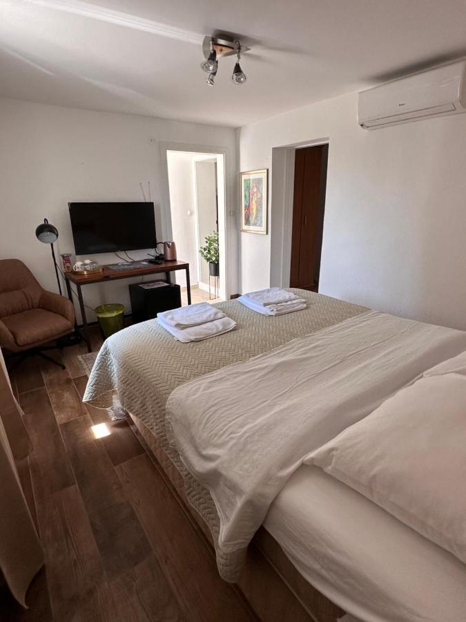 Madonna Guest House Дубровник Экстерьер фото